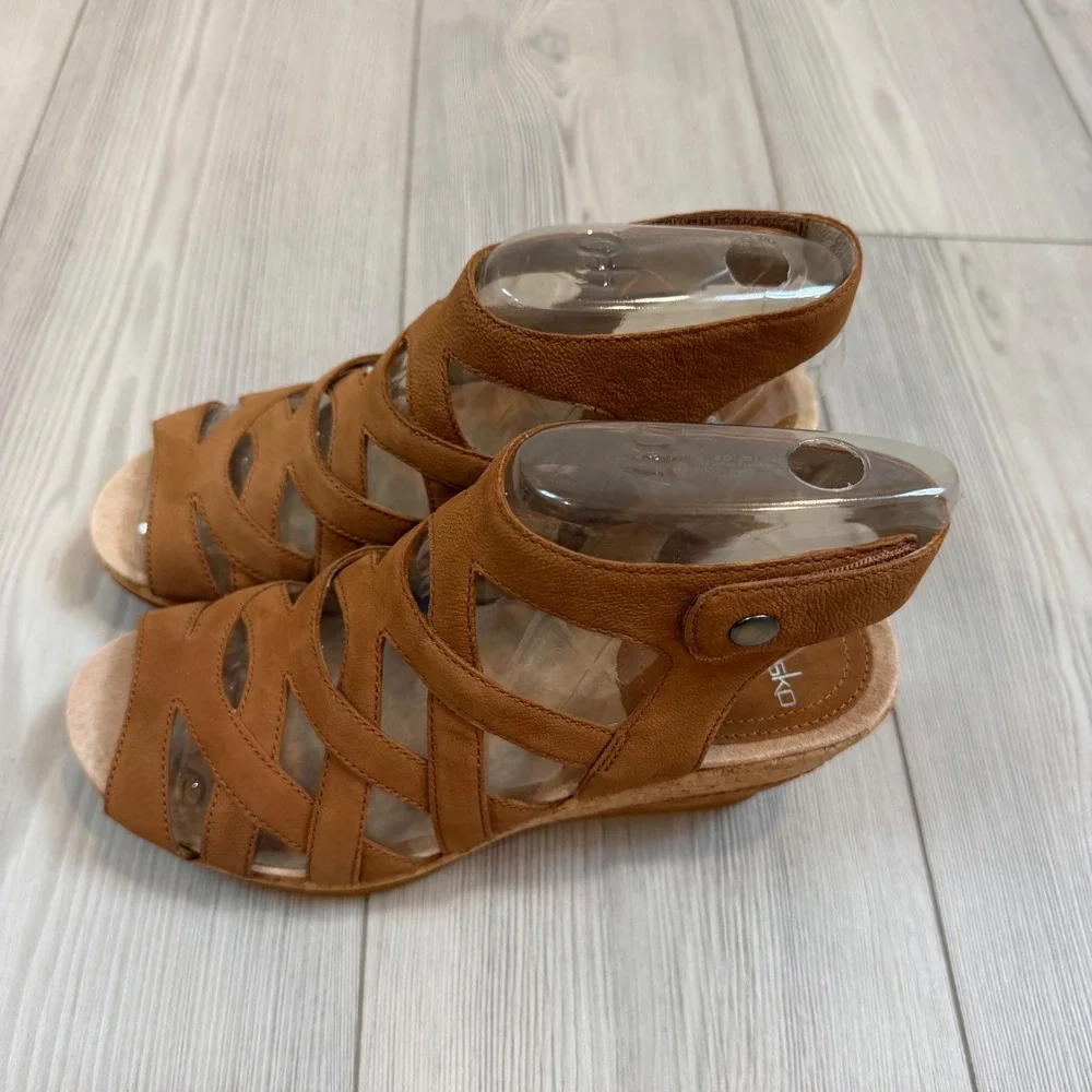NEW Dansko Cecily Camel Milled Nubuck Leather Wedge Sandals 10 40 Brown